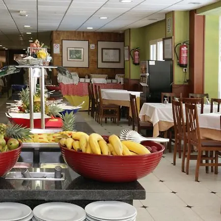 Casa Mas Отель Льорет-де-Мар